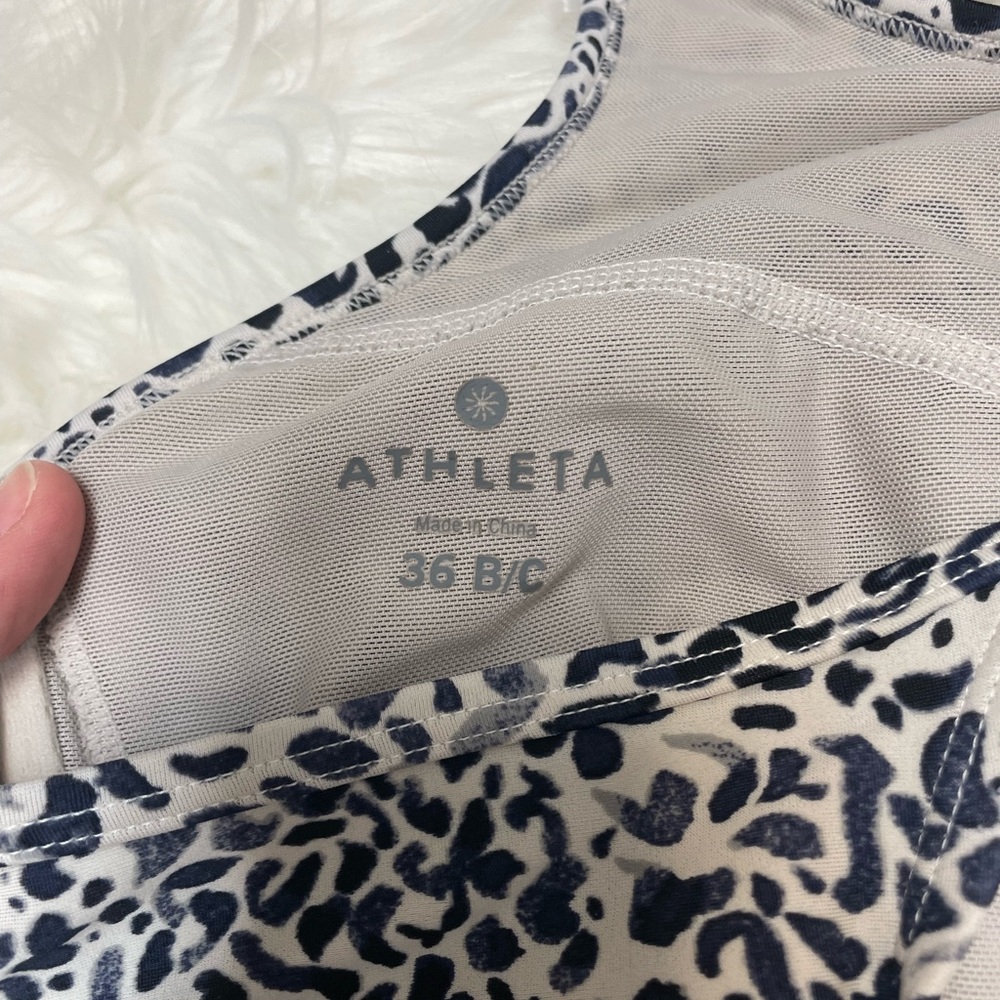 | Athleta | swim top. Size 36 B/C. - Picture 3 of 4